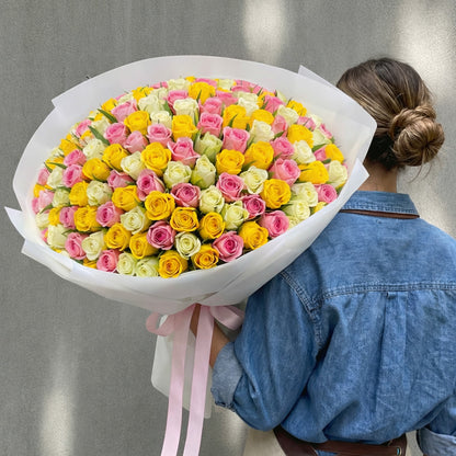 100 Mixed Roses